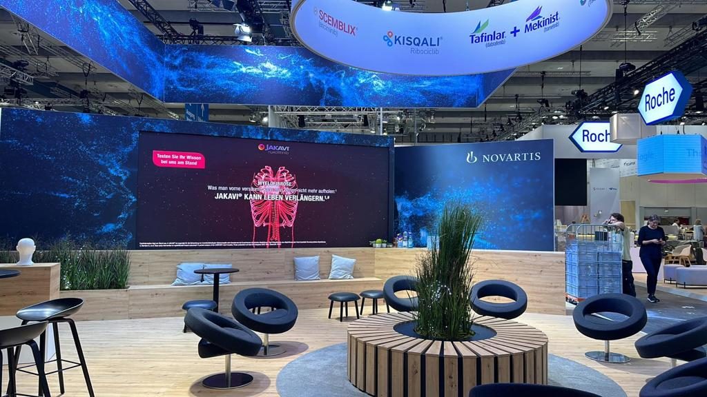 LED-Wände am Novartis-Stand auf der DGHO-Jahrestagung 2023