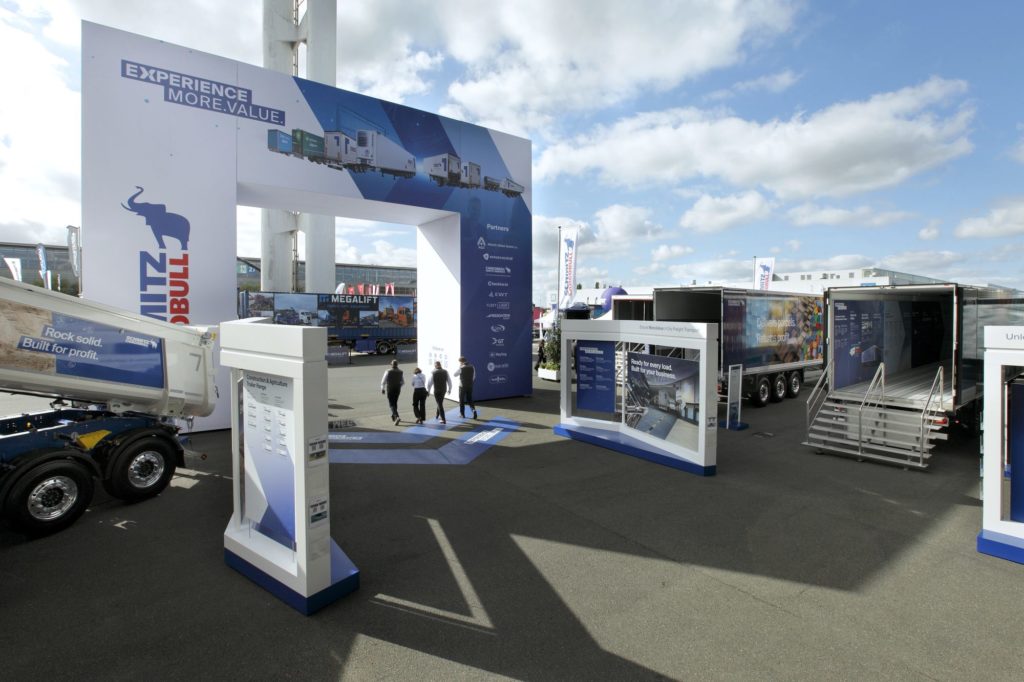 Schmitz Cargobull – Freigelände Expo-Dach, Hannover – Veranstaltungstechnik von imt
